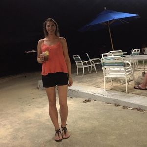 Meet your Posher, Sarah